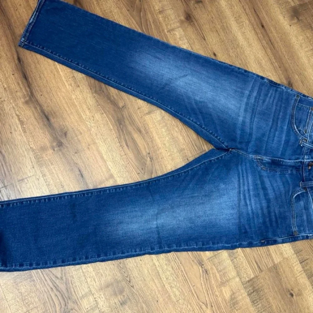 Madewell Athletic Slim Jeans Men's 35x30 Coolmax Stretch Dark Wash Denim